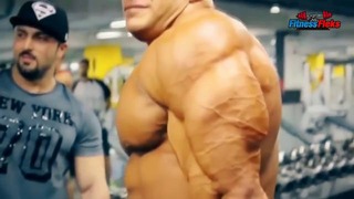 Руки базуки и самая большая грудь – big ramy