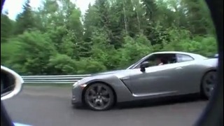 Bugatti vs Nissan GT-R 35