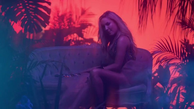 Claudia Leitte feat. Pitbull – Carnaval (Official Video 2018!)