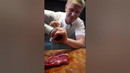 Хамелеон украл мясо
