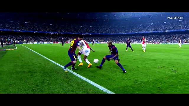 Nutmeg Battle. Messi vs Neymar