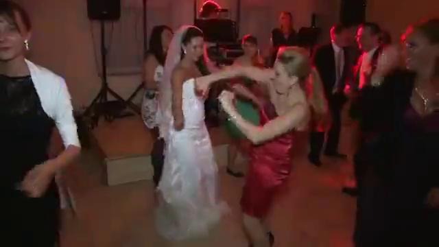 Девушка в красном-Классная танцовщица