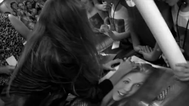 Anna Margaret – Speechless