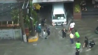 Тайфун в Маниле