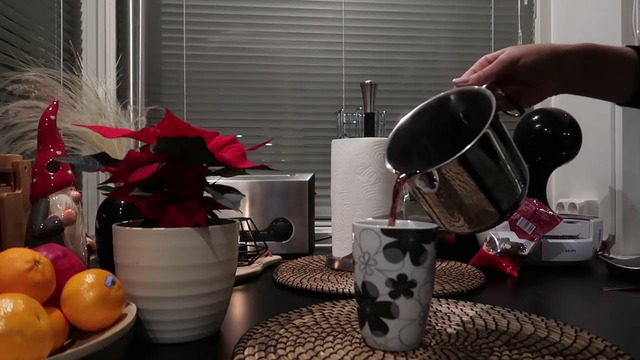 VLOGMAS #3 РЕШИЛАСЬ НА УКОЛ БОТОКСА В МЕЖБРОВКУ?КРАШУ КОРНИ‍️ ДЕЛАЮ МАНИКЮР