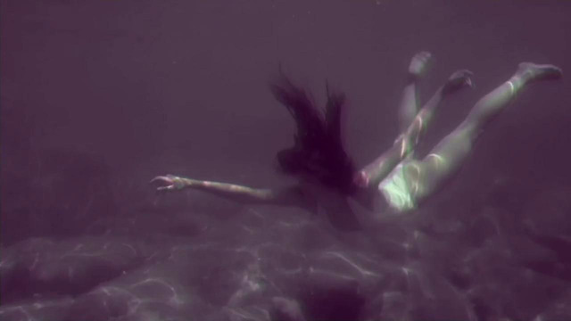 RENREI – Underwater Girl