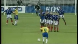 Роберто Карлос – знаменитый гол в ворота сб. Франции