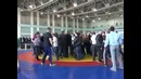 Драка на соревнованиях по борьбе