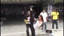 Девушка каратист) хорошо ногами машет