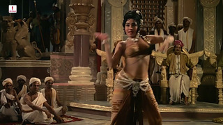 Vyjayanthimala’s Dance Face Off Amrapali HD Video Sunil Dutt Shankar – Jaikishan