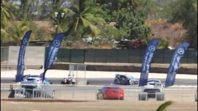 Кен Блок против Льюиса Хэмильтона – Top Gear Festival Barbados