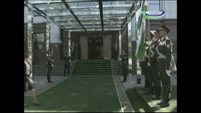 O’zbekistonda chet davlat elchilaridan ishonch yorliqlarini qabul qilish amaliyoti