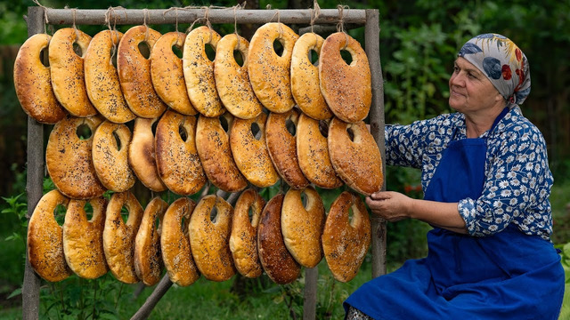 Деревенский хлеб. Выпечка хлеба в дровяной печи
