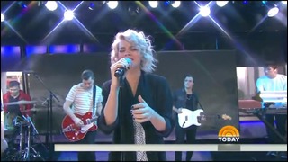Hillsong UNITED – Touch The Sky (Live on Today Show)