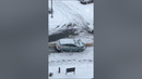 Pizza Delivery Man Walks Through Snow to Deliver Order