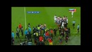 Кристиано Роналдо гневно каким образом? [замешивать