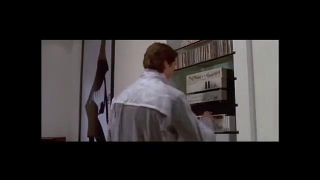 Christian Bale kills Jared Leto (American Psycho’s great scene)