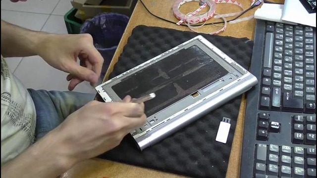 Разбит тачскрин. Планшет Lenovo Yoga Tablet 2 10.1(1050L). Замена модуля дисплея