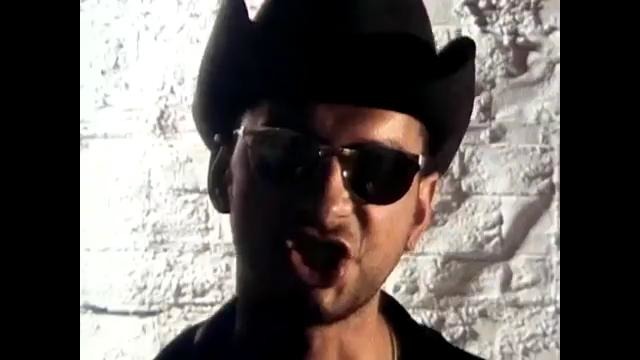 Depeche Mode – Personal Jesus (Remastered Video)