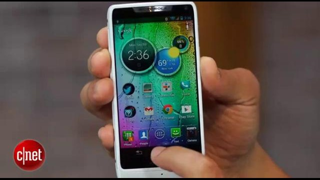 First Look: Motorola Droid Razr M (cnet)