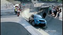 Land Rover Evoque в скейт-парке