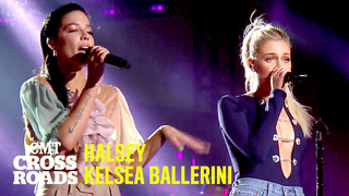 Halsey & Kelsea Ballerini – Bad At Love (Perform CMT Crossroads 2020!)