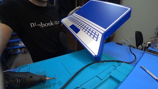 Переделываем ноутбук в моноблок / рекламный стенд