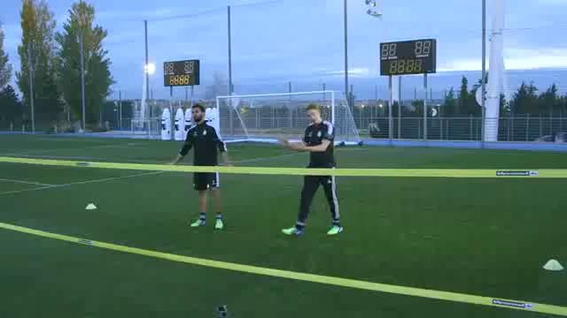 Adidas. Футбольная революция