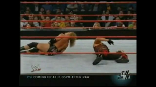 Kane vs Triple H (Casket Match)(2)