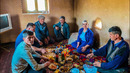УЗБЕКИСТАН! Принимаем РОДЫ! ТЯЖЕЛАЯ жизнь ПАСТУХОВ в пустыне! МЯСО с картошкой В казане