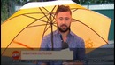 Однажды в Ирландии. Из-за порыва ветра корреспондент исчез из кадра