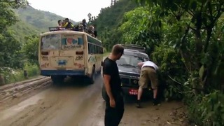 BBC. Самые опасные дороги мира: 2 серия. Непал