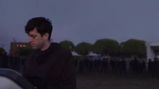 Mark Ronson – Don t Leave Me Lonely (Official Video) ft. YEBBA