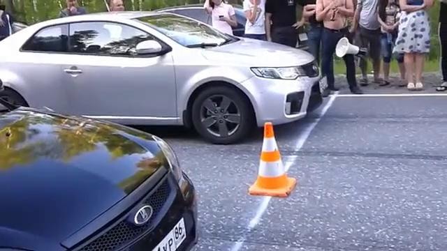 Гонка ваза Лада Приора vs Kia Cerato KOUP Sport Тазы Валят