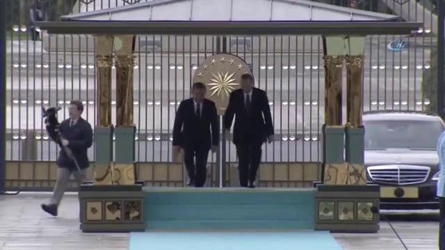 Shavkat Mirziyoyevni Anqarada rasmiy kutib olish marosimi (25/10/2017)