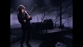 Gary Moore – Over The Hills And Far Away