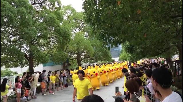В Японии прошёл марш Пикачу