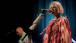Sia – Chandelier (Live at Howard Stern Show 2014)