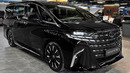Toyota Alphard (2025) – The Executive Luxury Van