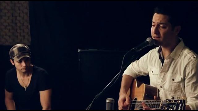 Bruno Mars – Locked Out Of Heaven (Boyce Avenue acoustic cover) on iTunes