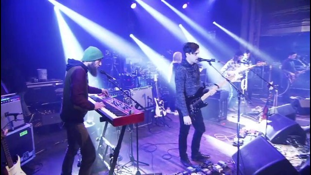 Modest Mouse – Lampshades On Fire (CBS This Morning Saturday Sessions)