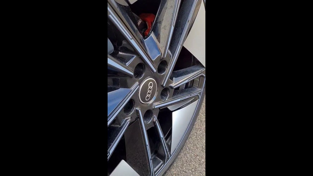 Insane Wheels Feature – Audi RS e-tron GT #shorts #audi #gt