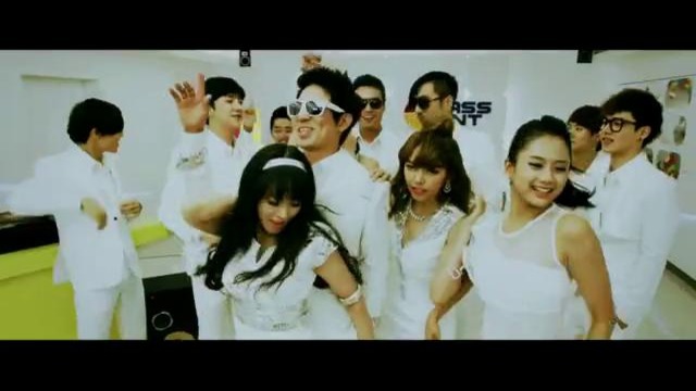 BOOM- Let me play (feat.Gaeko) MV
