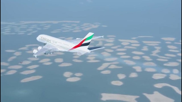 Экстремалы с реактивными ранцами полетали вокруг Airbus A380 над Дубаем