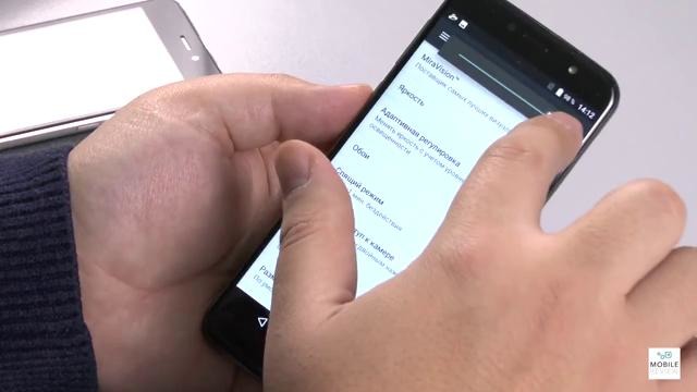 Обзор смартфона SENSEIT T189 с экраном 18:9