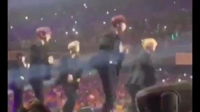 [FANCAM] Wanna One – Sorry Sorry (Super Junior cover) (MuBank Chile)