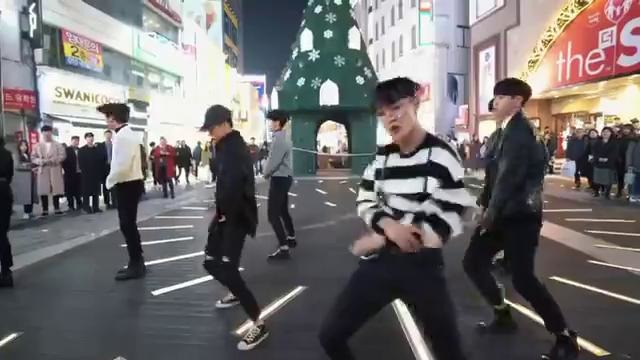 EXO Tempo Dance in Public