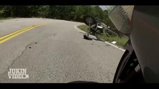 Падение с мотоцикла
