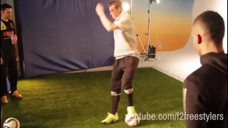 Гарет Бэйл показывает удивительные футбольные трюки