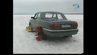 Волга-3110 против снегохода
